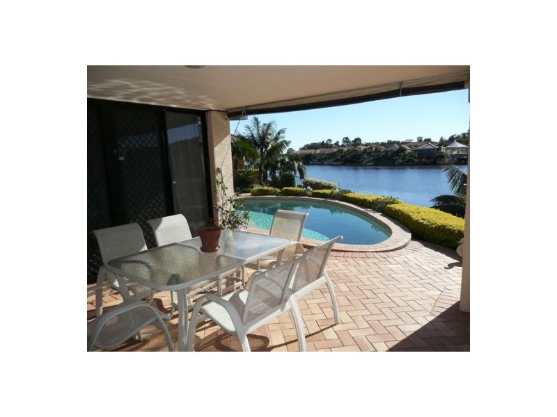 17 Palmyra Court, Burleigh Waters QLD 4220