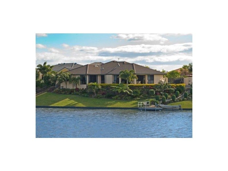 17 Palmyra Court, Burleigh Waters QLD 4220