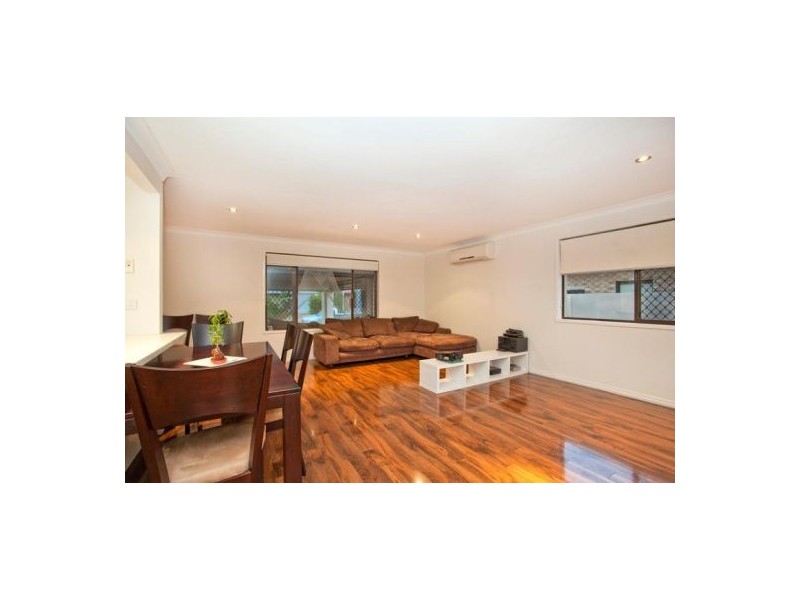 20 Kingfisher Crescent, Burleigh Waters QLD 4220