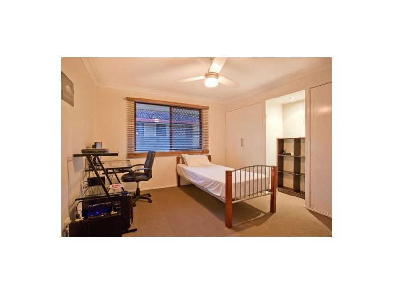 20 Kingfisher Crescent, Burleigh Waters QLD 4220