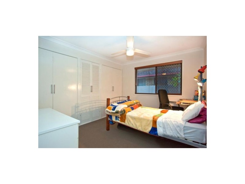 20 Kingfisher Crescent, Burleigh Waters QLD 4220