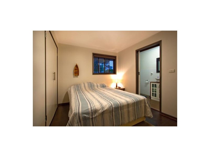 20 Kingfisher Crescent, Burleigh Waters QLD 4220