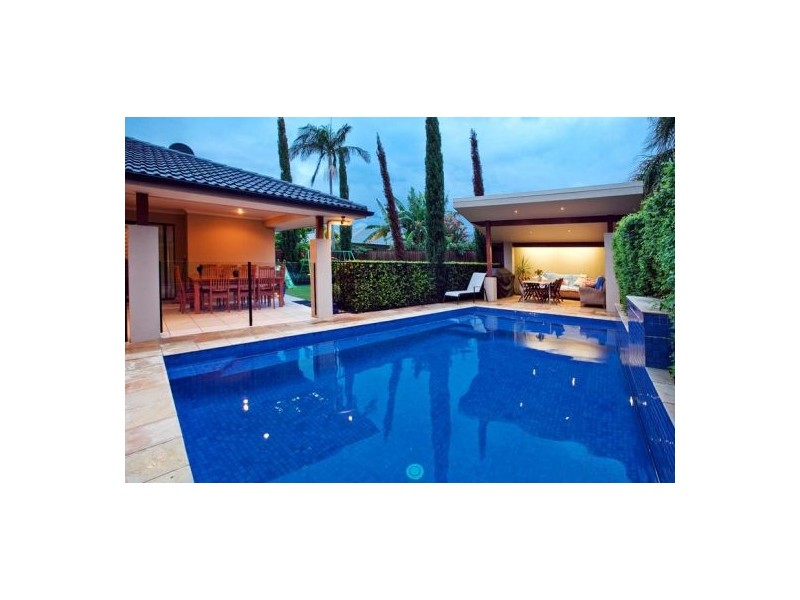 71 Burleigh Street, Burleigh Waters QLD 4220