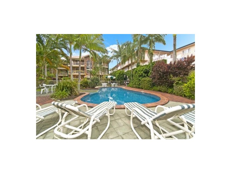 9/7 First Avenue, Burleigh Heads QLD 4220