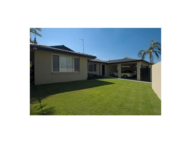 15 Sandpiper Drive, Burleigh Heads QLD 4220