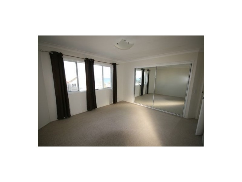 6/246 Jefferson Lane, Palm Beach QLD 4221