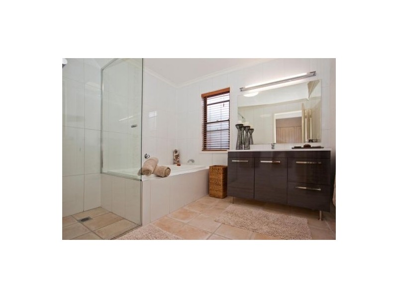 85 Jabiru Avenue, Burleigh Waters QLD 4220