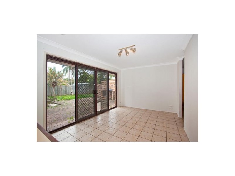 67 Barrier Reef Drive, Mermaid Waters QLD 4218