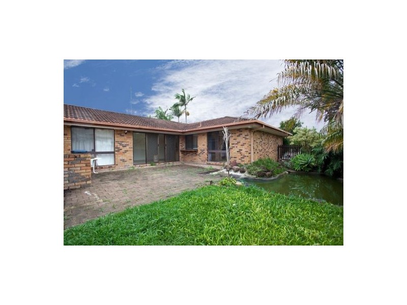 67 Barrier Reef Drive, Mermaid Waters QLD 4218