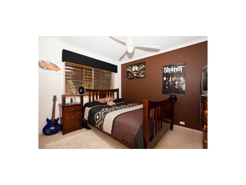 32 Bluejay Street, Burleigh Waters QLD 4220