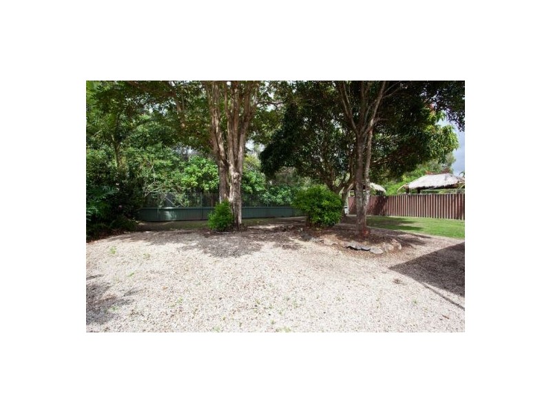 148 Acanthus Avenue, Burleigh Waters QLD 4220