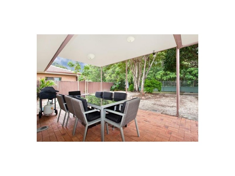 148 Acanthus Avenue, Burleigh Waters QLD 4220