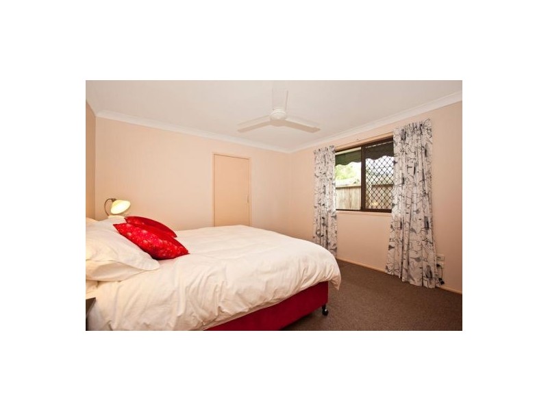 148 Acanthus Avenue, Burleigh Waters QLD 4220