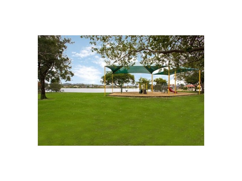 85 Burleigh Street, Burleigh Waters QLD 4220