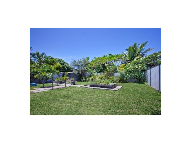 14 Warrina Crescent, Burleigh Waters QLD 4220