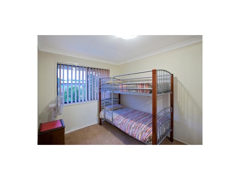 4 Dotterel Drive, Burleigh Waters QLD 4220