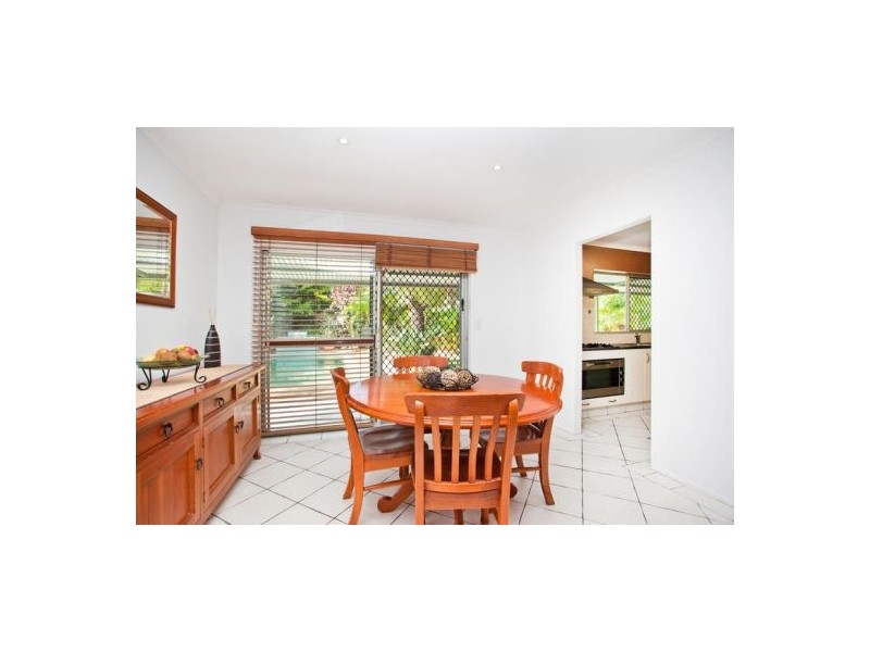 4 Emu Place, Burleigh Heads QLD 4220