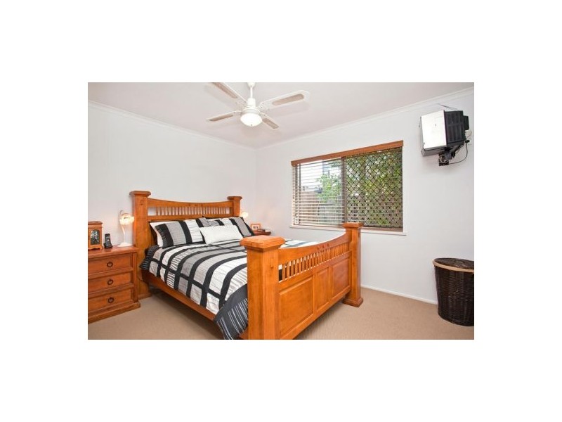 4 Emu Place, Burleigh Heads QLD 4220