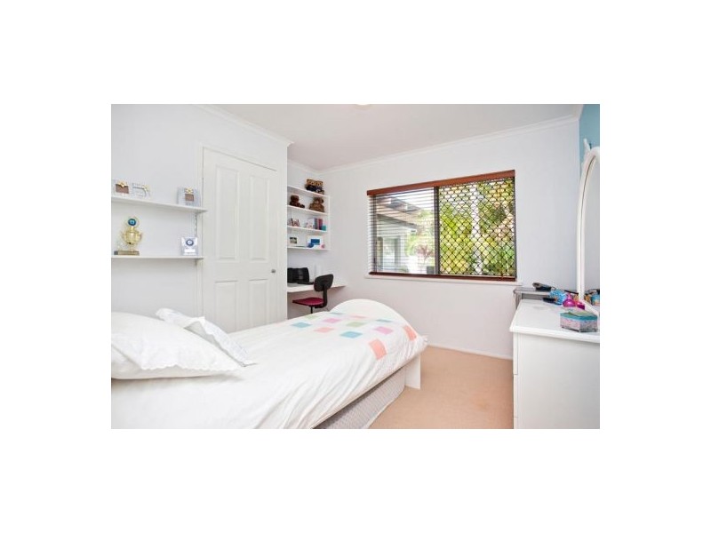 4 Emu Place, Burleigh Heads QLD 4220