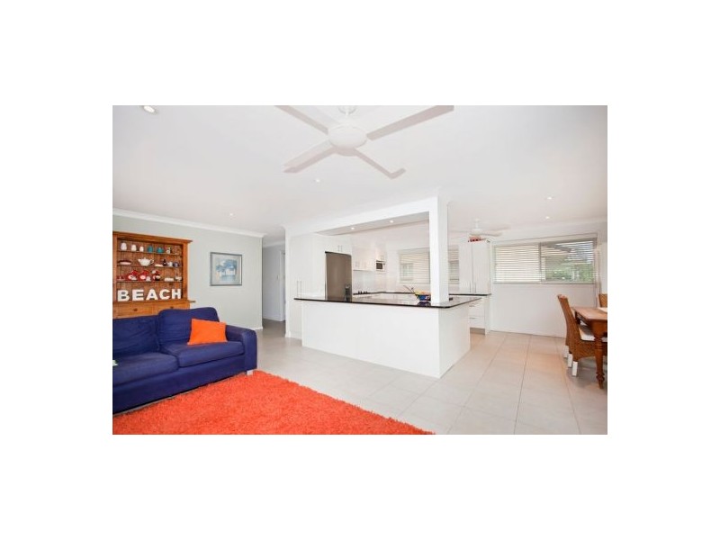 14 Dotterel Drive, Burleigh Waters QLD 4220