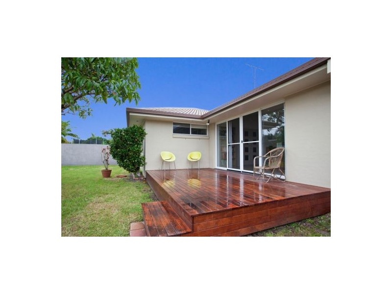 14 Dotterel Drive, Burleigh Waters QLD 4220