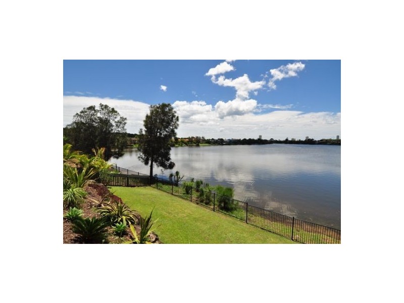 81 Cassowary Drive, Burleigh Waters QLD 4220