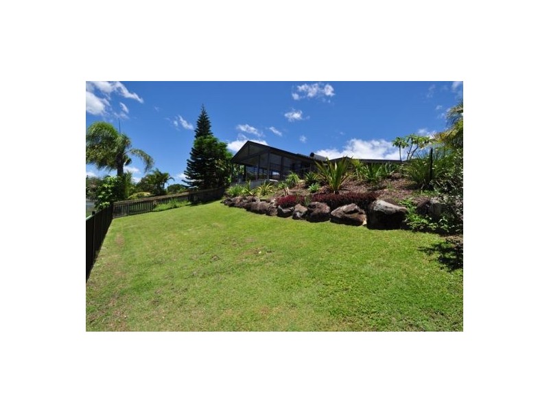 81 Cassowary Drive, Burleigh Waters QLD 4220