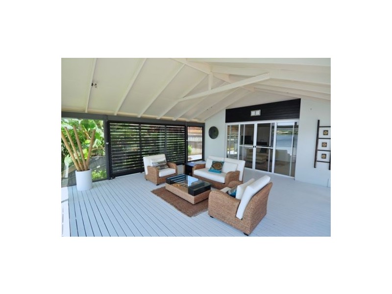 81 Cassowary Drive, Burleigh Waters QLD 4220