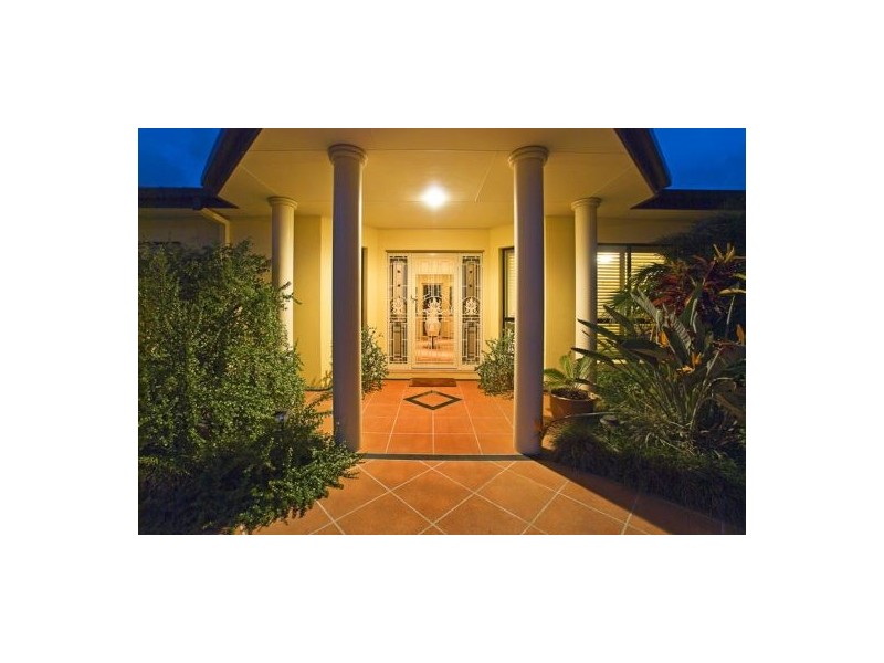 132 Dunlin Drive, Burleigh Waters QLD 4220