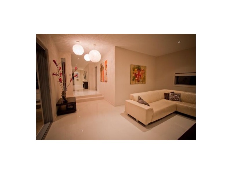 29 Bluejay Street, Burleigh Waters QLD 4220