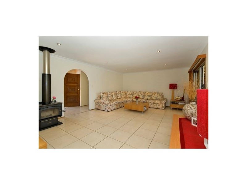 98 Jabiru Avenue, Burleigh Waters QLD 4220