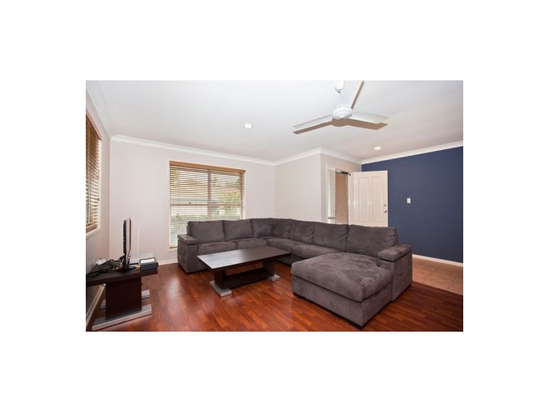 8 Casablanca Court, Burleigh Waters QLD 4220