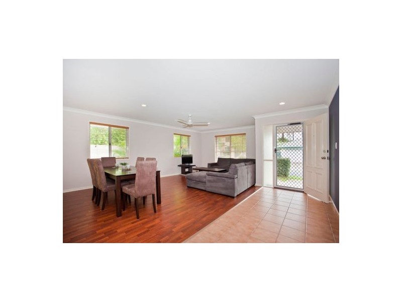 8 Casablanca Court, Burleigh Waters QLD 4220