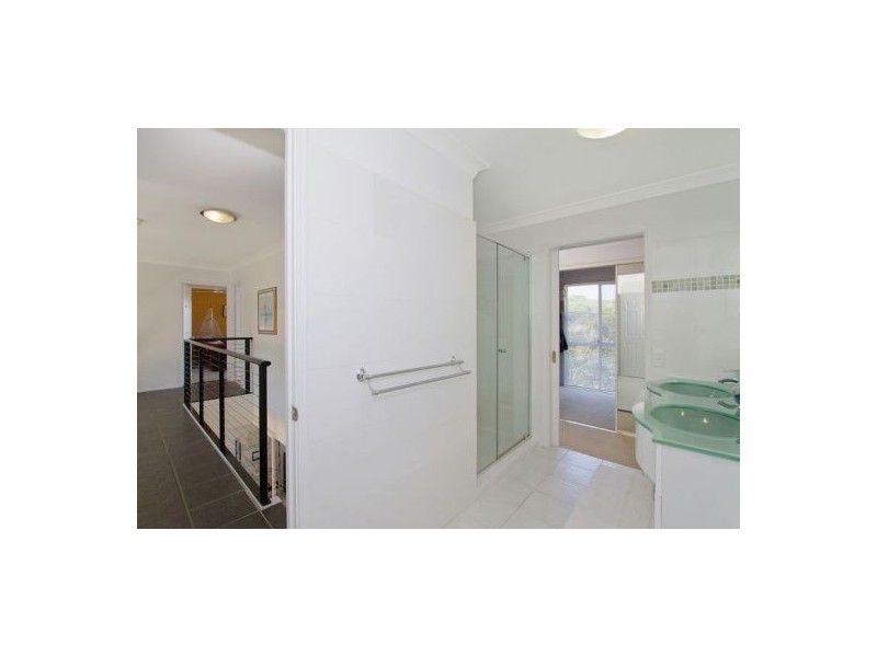 3 Pilot Court, Mermaid Waters QLD 4218