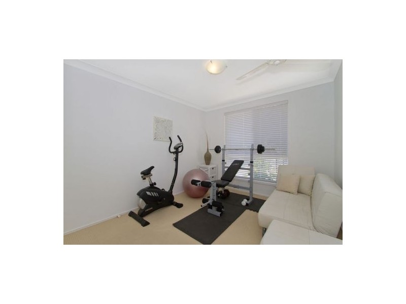 3 Pilot Court, Mermaid Waters QLD 4218