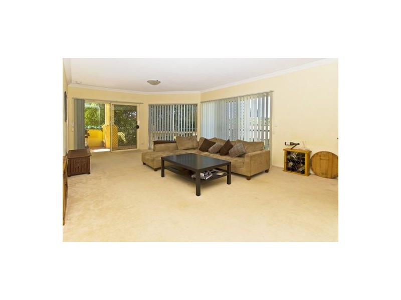 4/23 Stephens Street, Burleigh Heads QLD 4220