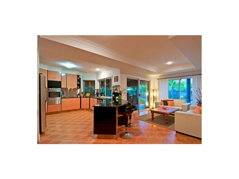 22 Tropicana Circuit, Burleigh Waters QLD 4220