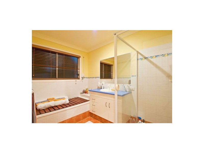 22 Tropicana Circuit, Burleigh Waters QLD 4220