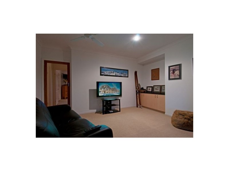 22 Tropicana Circuit, Burleigh Waters QLD 4220