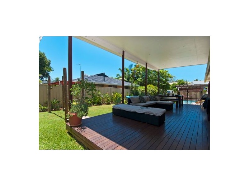 37 Burleigh Street, Burleigh Heads QLD 4220