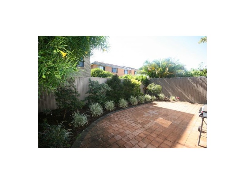 2291 Gold Coast Highway, Mermaid Beach QLD 4218