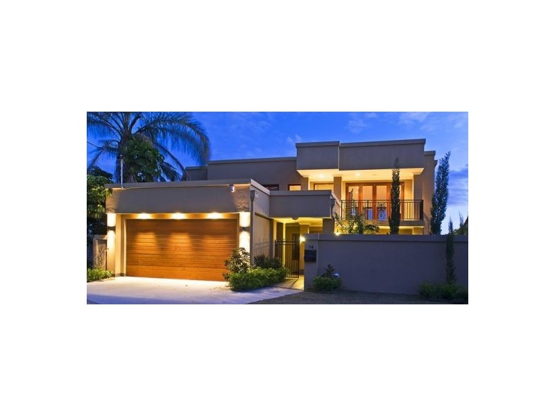 14 Monte Vista Court, Broadbeach Waters QLD 4218