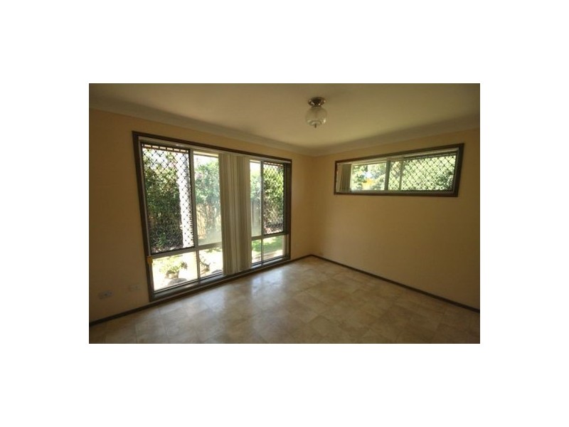 88 Acanthus Avenue, Burleigh Heads QLD 4220