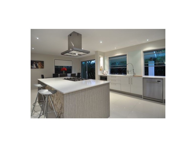 29 Bluejay Street, Burleigh Waters QLD 4220