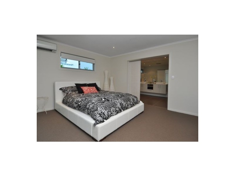 29 Bluejay Street, Burleigh Waters QLD 4220