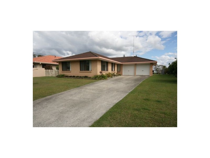 45 Kingfisher Crescent, Burleigh Waters QLD 4220