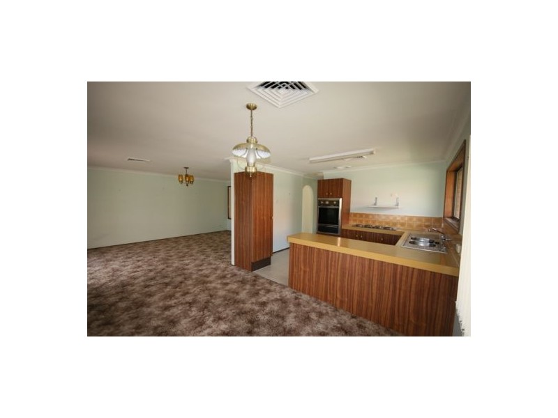 45 Kingfisher Crescent, Burleigh Waters QLD 4220