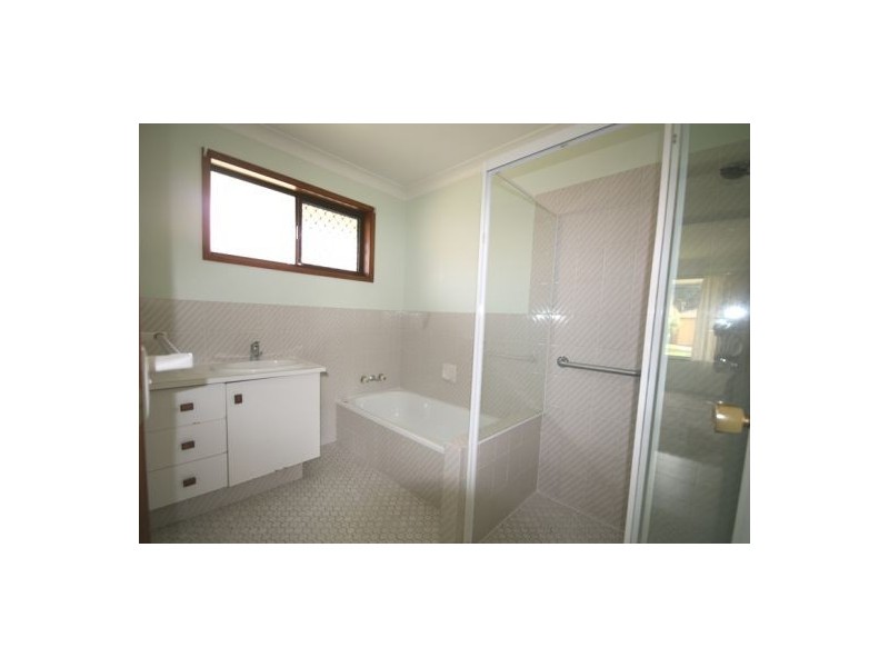 45 Kingfisher Crescent, Burleigh Waters QLD 4220