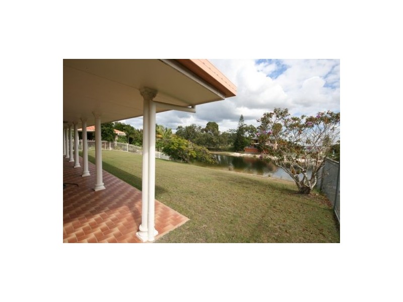 45 Kingfisher Crescent, Burleigh Waters QLD 4220