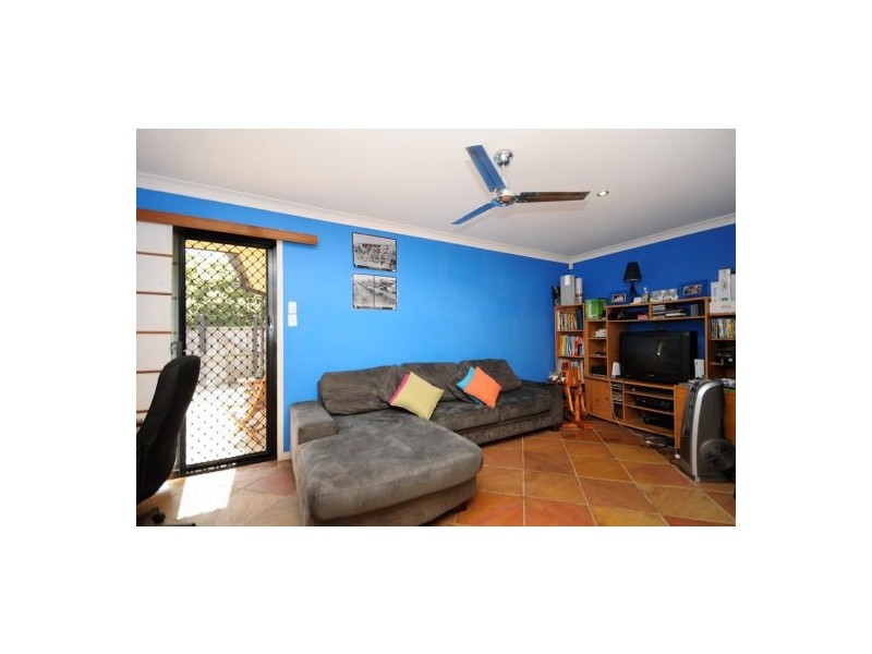 24 Shoalwater Court, Burleigh Waters QLD 4220